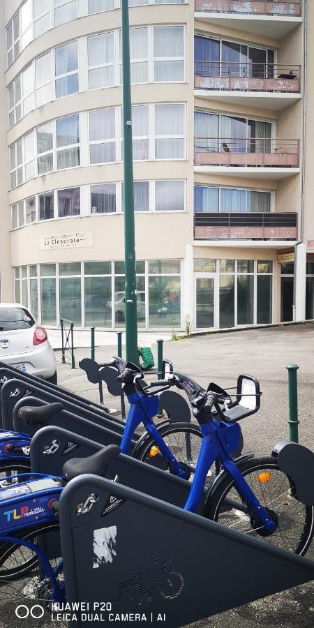 Studio 24M2 Au 4Eme Etage Ascenseur A Cote De La Gare Sncf Lourdes Exterior foto